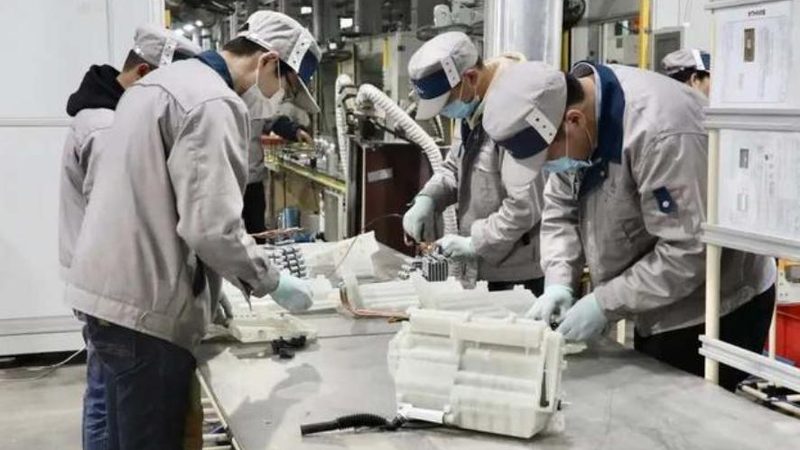 注塑机螺杆清洗料：揭秘其重要性及选用技巧**